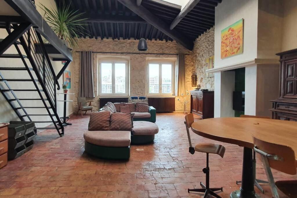 Апартаменты Grand Loft En Plein Coeur Du Vieux-Port Марсель Экстерьер фото